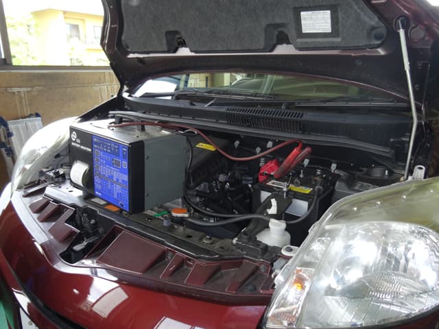 車のバッテリー
